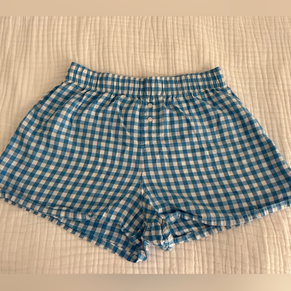 Colsie Blue & White Checkered Women’s Boxer Style Shorts